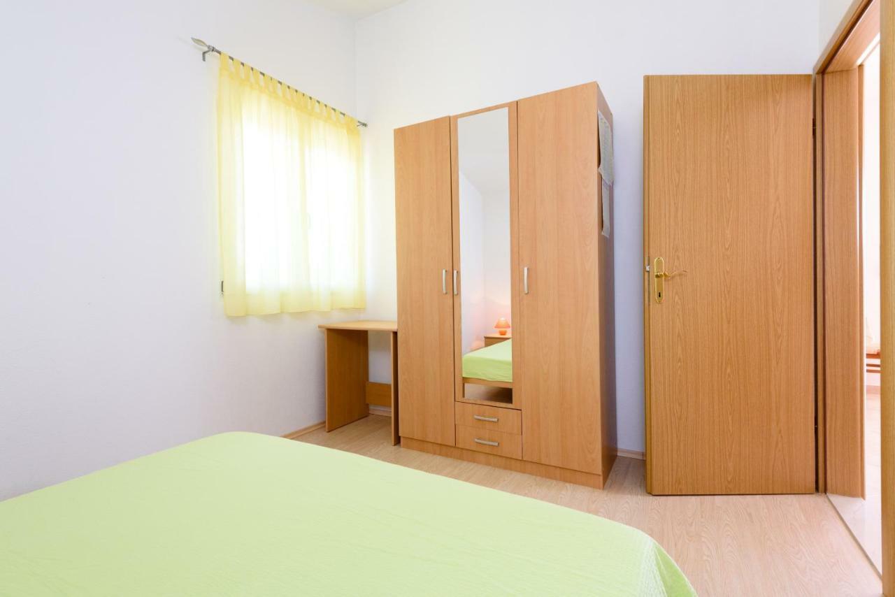 Apartmani Beran Seget Vranjica Extérieur photo