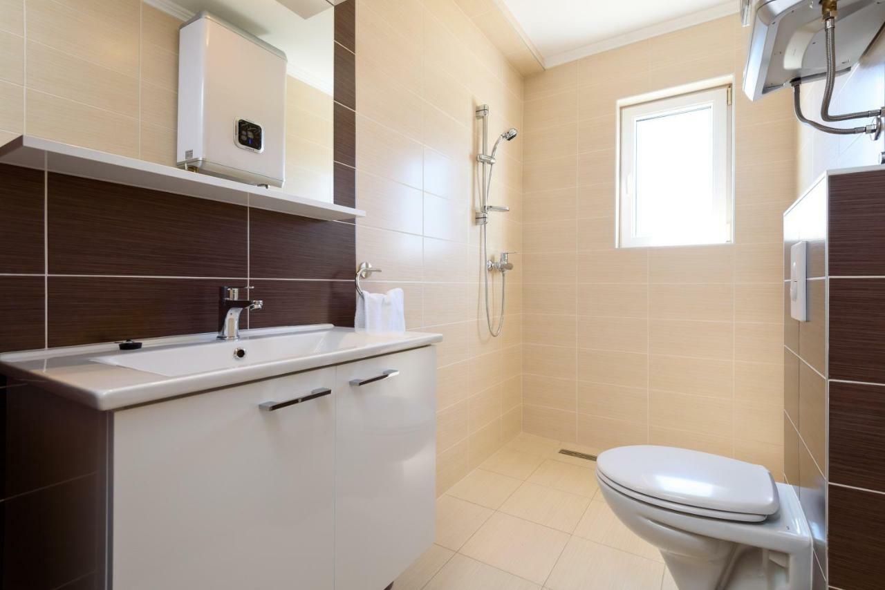 Apartmani Beran Seget Vranjica Extérieur photo